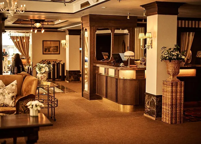 Home Hotel Savoy